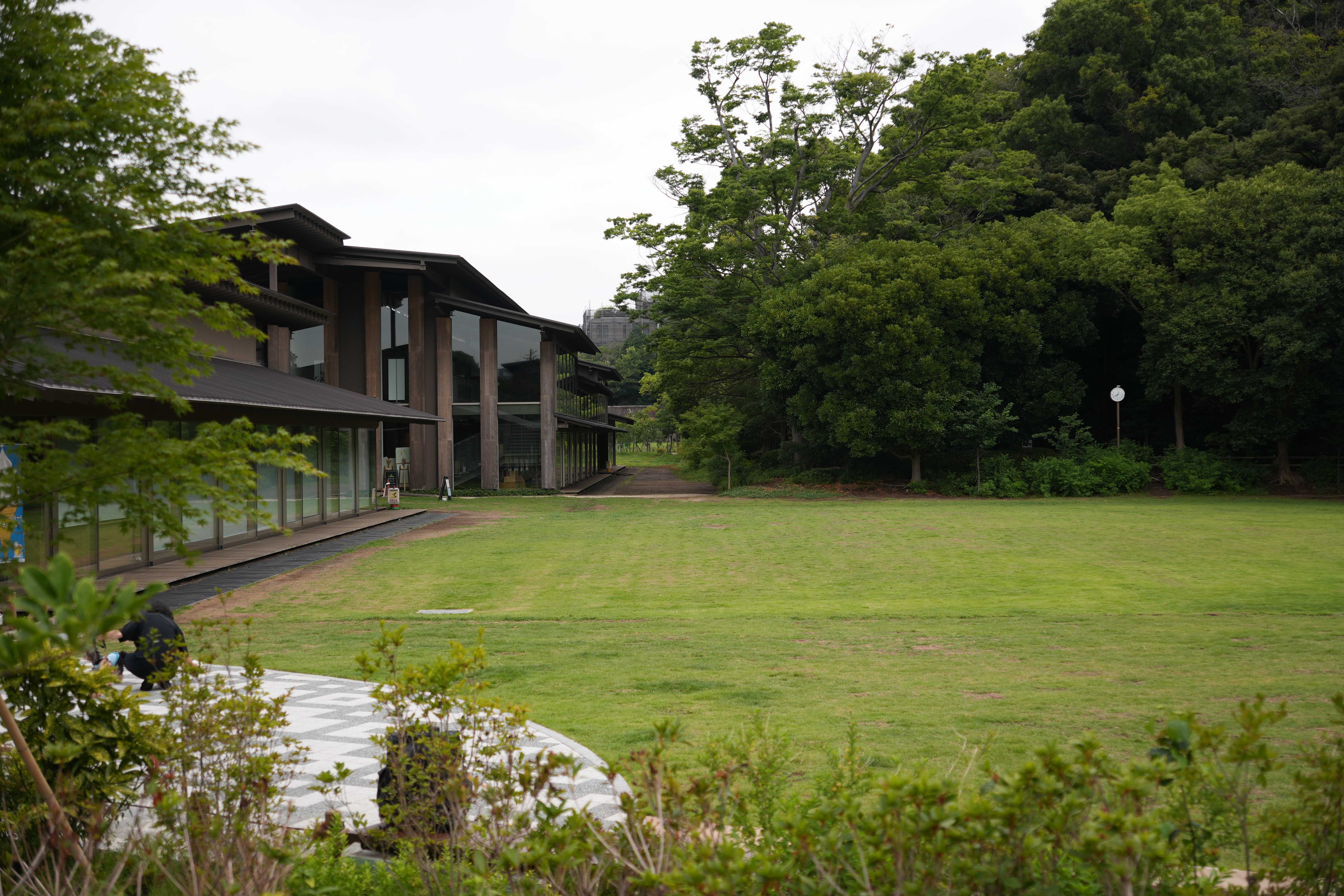 A park next to Tamagawa station.